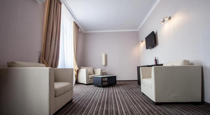 Optima Sumy Otel Oda fotoğraf