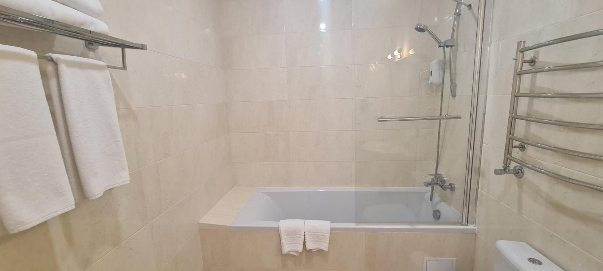 Optima Sumy Otel Dış mekan fotoğraf