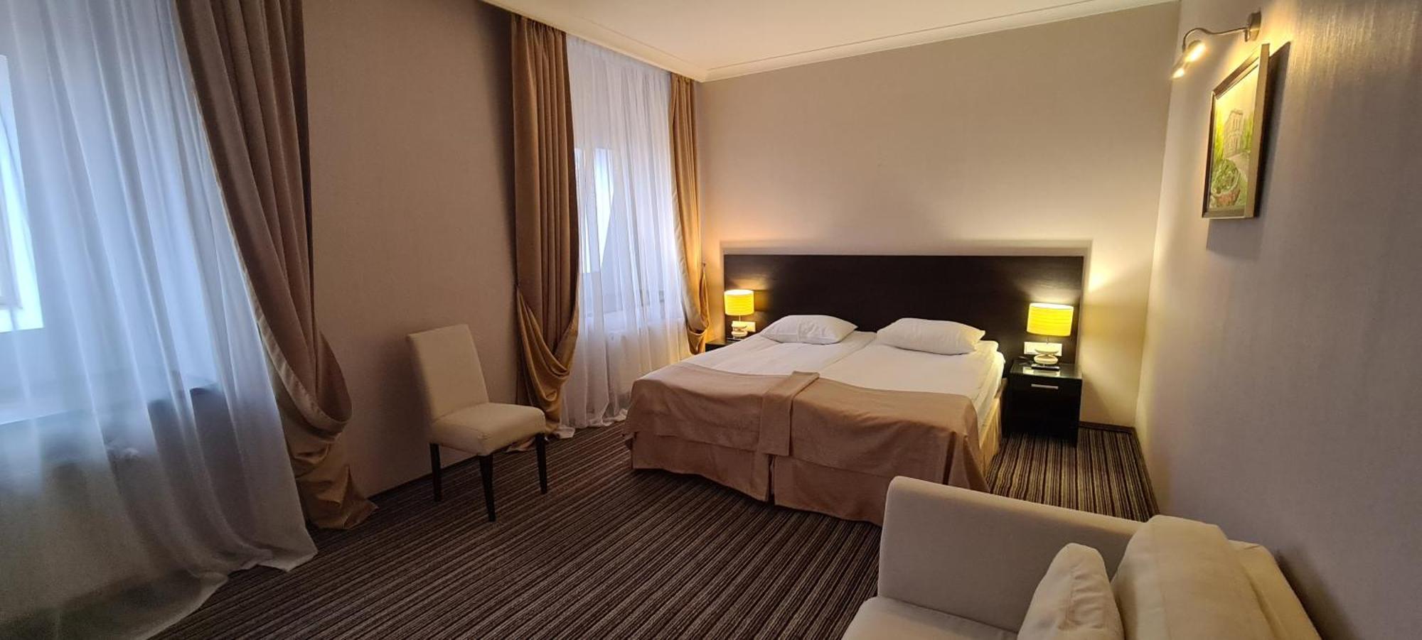 Optima Sumy Otel Dış mekan fotoğraf
