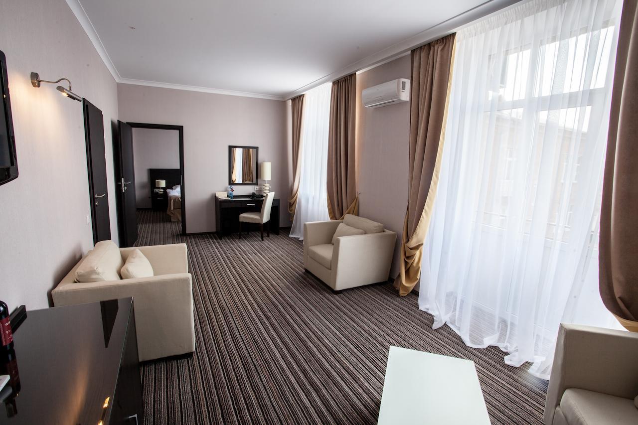 Optima Sumy Otel Oda fotoğraf